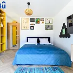 Centaurus 15 By Rent4you Apartment