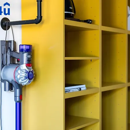 Centaurus 15 By Rent4you Διαμέρισμα