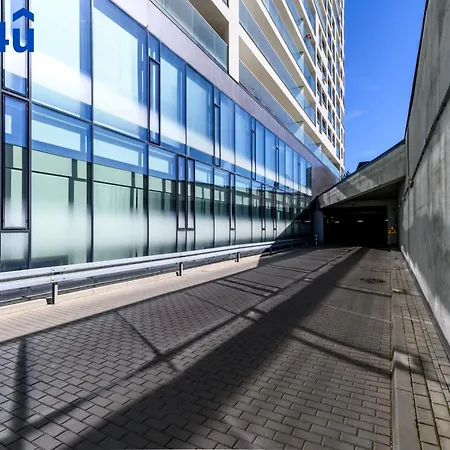 Centaurus 15 By Rent4you